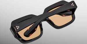Jacques Marie Mage Evelyn Monday Monday Rechteckige Luxussonnenbrille mit schwarzem Rahmen
