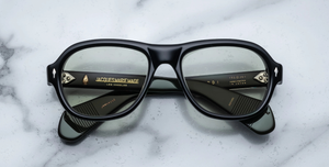 Jacques Marie Mage Richard Cobra Luxussonnenbrille mit schwarzem Rahmen und grünen Gläsern