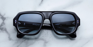 Rechteckige Jacques Marie Mage - Genetic Space Child | Bunker77 | Regal - Luxussonnenbrille mit schwarzem Rahmen und blauen Gläsern