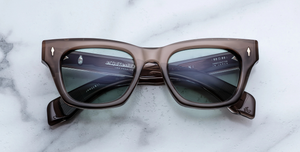 Eckige JMM Dealan Dusty Jade - Luxussonnenbrille in Braun mit grünen Gläsern in limitierter Auflage, handgefertigt in Japan