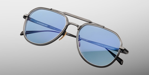 Jacques Marie Mage Commander Antique Silver – limitierte Titan-Sonnenbrille in Antique Silver, handgefertigt in Japan, Frontansicht