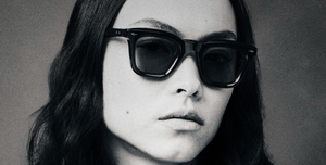Jacques Marie Mage Leclair Black Mirror Luxussonnenbrille mit eckigen schwarzem Rahmen und grauen Gläsern