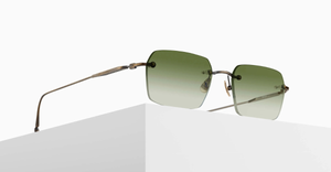 Matsuda M5008 | Antique Gold - Luxussonnenbrille mit goldenem Rahmen und grünen Gläsern handgemacht in Japan