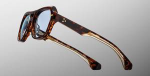 Jacques Marie Mage Tamerlis Argyle - Luxus-Sonnenbrille handgefertigt in Japan mit braunem Rahmen und blauen Gläsern