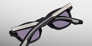 jacques marie mage zephirin fumee eckige sonnenbrille in schwarz mit grauen gläsern