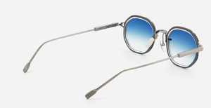 sato toliman II as/BB-1 eckige sonnenbrille aus titan in silber und schwarz und blauen verlaufsgläsern