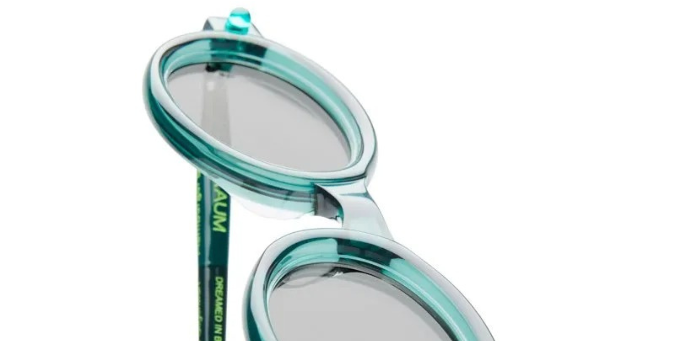 kuboraum p6 hamburger bahnhof hb ovale sonnenbrille in grün mit hell grauen gläsern