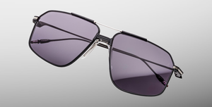jacques marie mage jagger corbeau aviator sonnenbrille aus titan in matt schwarz mit grauen gläsern