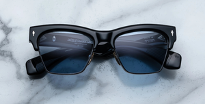 jacques marie mage bugsy black cateye sonnenbrille in schwarz und silber mit blauen gläsern