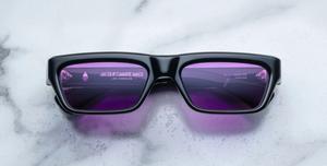 jacques marie mage rush shadow eckige sonnenbrille in schwarz mit violetten gläsern
