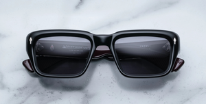 jacques marie mage walker bloodstone eckige sonnenbrille in schwarz mit dunkelgrauen gläsern