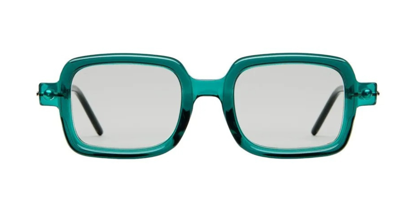 kuboraum p2 hb kollektion hamburger bahnhof. eckige sonnenbrille in grün mit hellgrauen gläsern