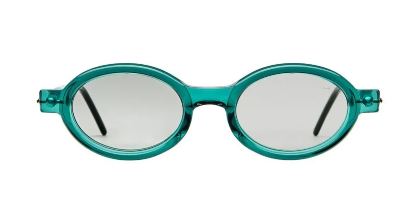 kuboraum p6 hamburger bahnhof hb ovale sonnenbrille in grün mit hell grauen gläsern