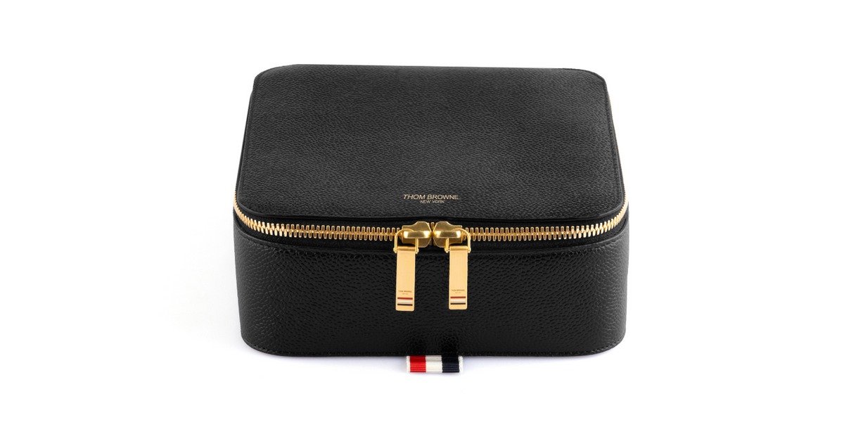 THOM BROWNE ブラック サングラス ケース付き Travel Case | Black – Leidmann