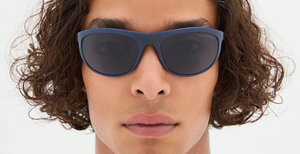district vision Takeyoshi midnight dunkelblaue sportsonnenbrille mit blauen gläsern