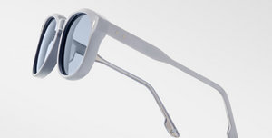 jacques marie mage kay sky suede blaue aviator sonnenbrille aus acetat mit blauen gläsern