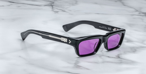 jacques marie mage rush shadow eckige sonnenbrille in schwarz mit violetten gläsern