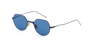 thom browne 935a 005 Rechteckige Sonnenbrille mit schwarzem Rahmen und blauen Gläsern
