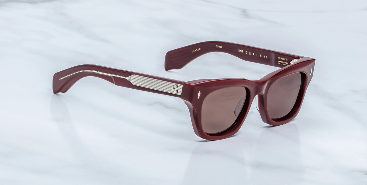 Eckige JMM Dealan Bordeaux Empire - Luxussonnenbrille in Rot mit braunen Gläsern in limitierter Auflage, handgefertigt in Japan