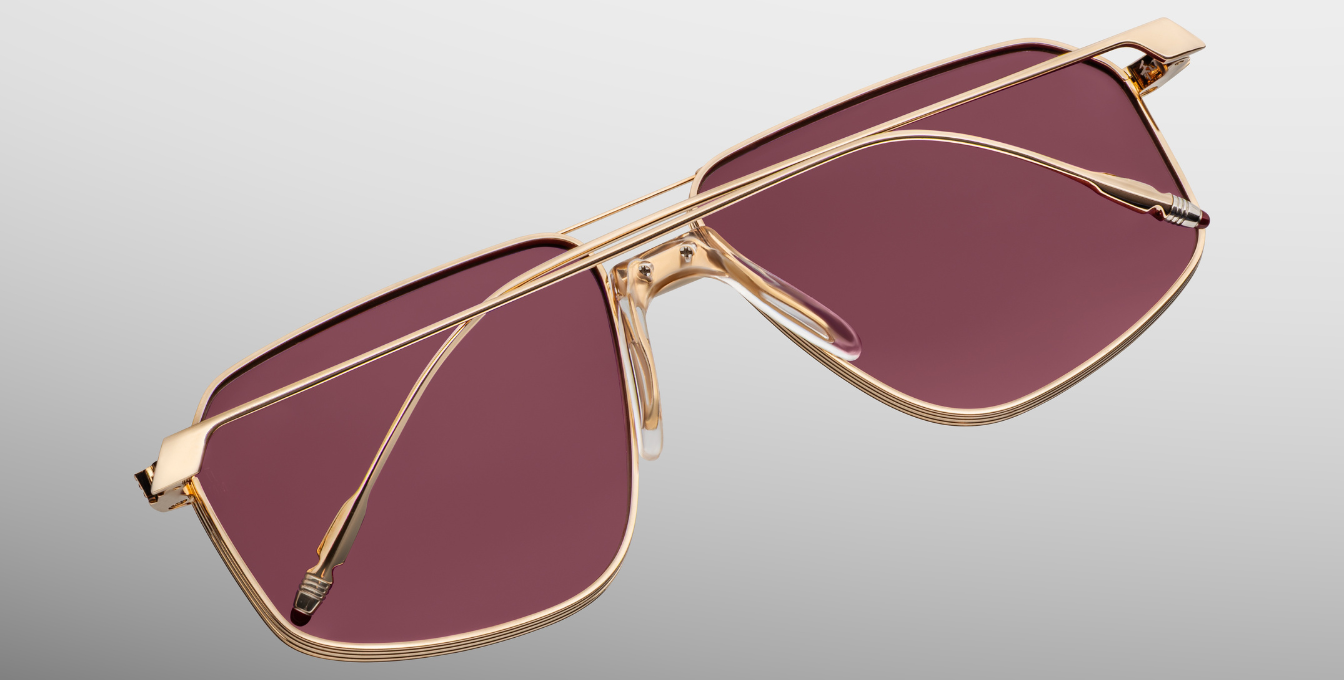 Jacques Marie Mage Jagger Champagne Luxussonnenbrille mit goldenem Rahmen und roten Gläsern