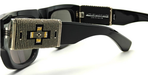 Jacques Marie Mage Thundercloud | Hematite | In-Store only schwarze Luxussonnenbrille mit schwarzen Gläsern