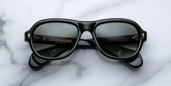 Front-2025-10-14T124630.