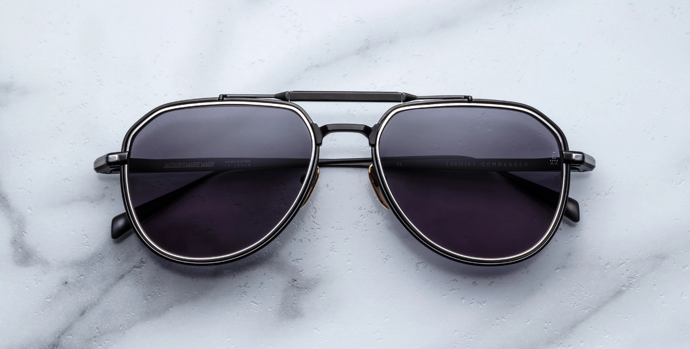 Jacques Marie Mage Commander Corbeau Luxus-Sonnenbrille – handgefertigt in Japan mit silberner Fassung und grauen Gläsern