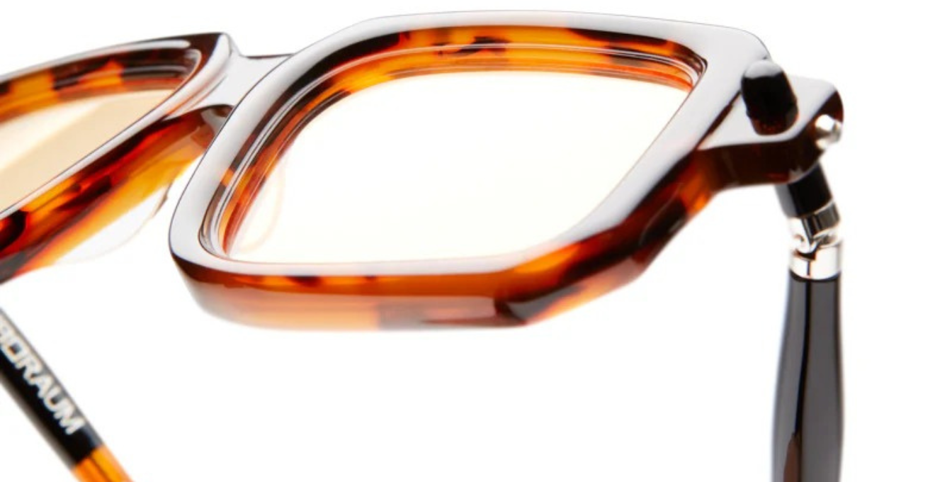 Kuboraum P23 | BTO Luxussonnenbrille entworfen in Berlin handgefertigt in Italien