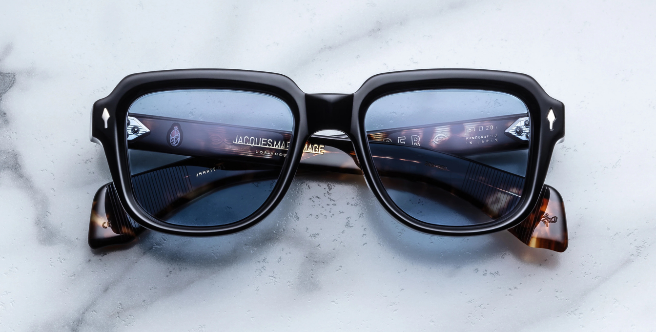 Jacques Marie Mage Taos Noir - Eckige Luxussonnenbrille mit weinroter Rahmen und blauen Gläsern 