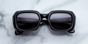 Jacques Marie Mage Aldo Bloodstone - Luxus-Sonnenbrille handgefertigt in Japan mit schwarzem Rahmen und schwarzen Gläsern