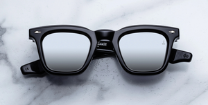 Jacques Marie Mage Leclair Black Mirror Luxussonnenbrille mit eckigen schwarzem Rahmen und grauen Gläsern