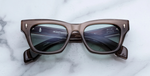 Eckige JMM Dealan Dusty Jade - Luxussonnenbrille in Braun mit grünen Gläsern in limitierter Auflage, handgefertigt in Japan