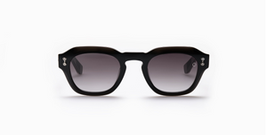 Front Akoni Blaze crystal black