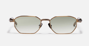 John Dalia Axel | C441 - Luxussonnenbrille mit goldenem Rahmen und grünen Gläsern.