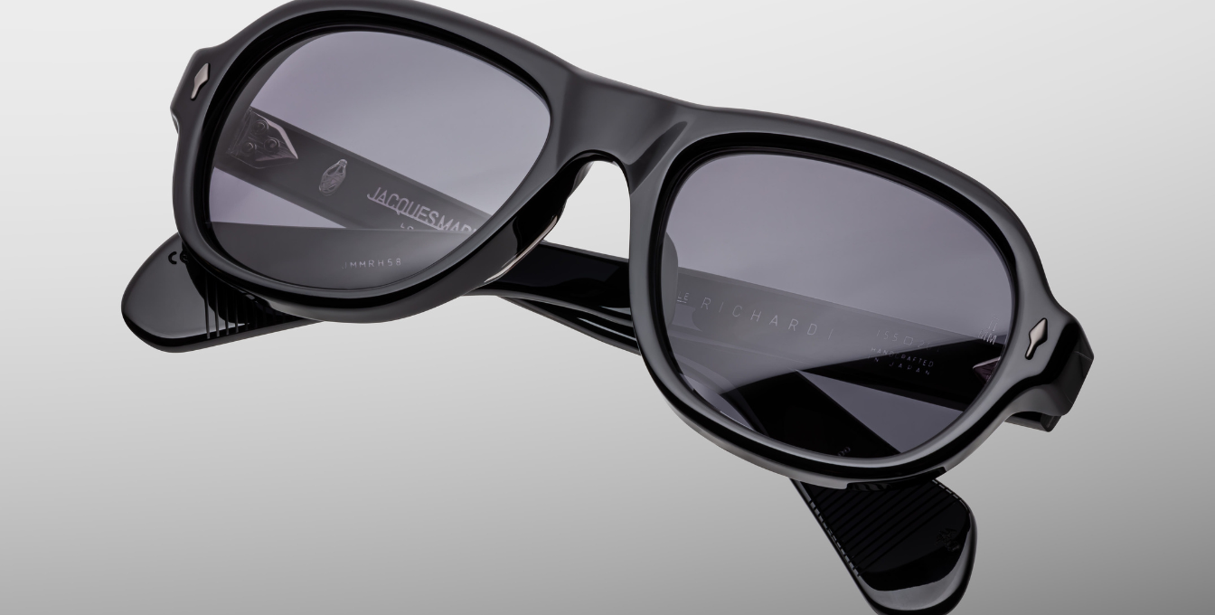 Jacques Marie Mage Richard Raven Luxussonnenbrille mit schwarzem Rahmen und grauen Gläsern