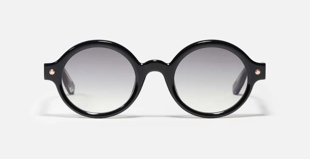 John Dalia P13 | C105 - Luxussonnenbrille mit Roségold Rahmen und grauen Gläsern.