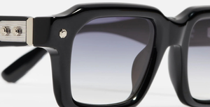 John Dalia P19 | C605 - Luxussonnenbrille mit schwarzen Rahmen und blauen Gläsern. Eckig und aus Acetat