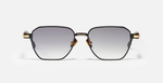 John Dalia Richy | C476 - Luxussonnenbrille mit schwarzer Rahmen und grauen Gläsern. Eckig und aus Titan