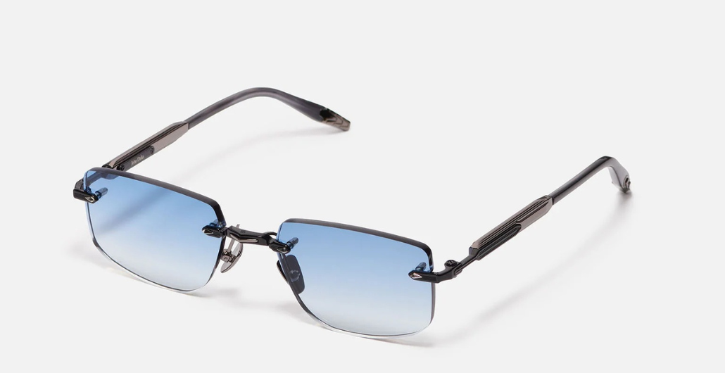 John Dalia R04 | C426 - Luxussonnenbrille mit silbernem Rahmen und blauen Gläsern.