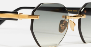 John Dalia Timothy C506 -  Luxussonnenbrille in Schwarz mit grünen Gläsern