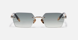 John Dalia R03 | C409 - Luxussonnenbrille mit schwarzem Rahmen und grünen Gläsern.