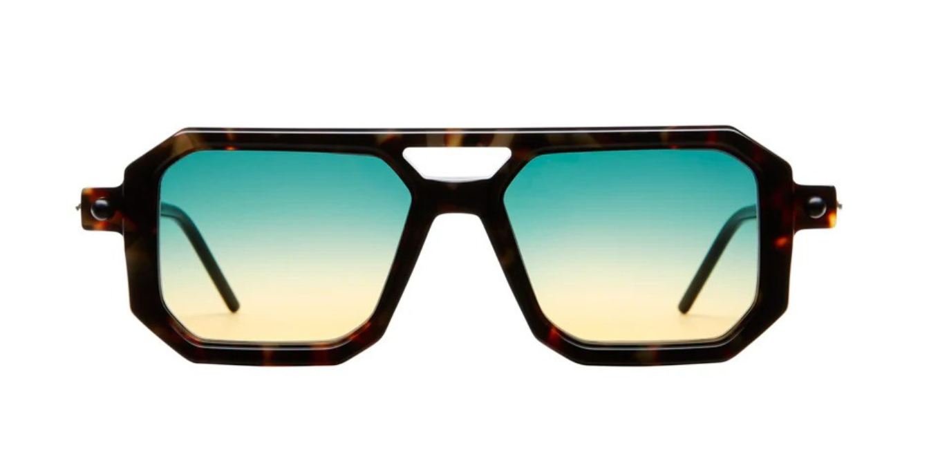Kuboraum P8 | TAR Luxussonnenbrille entworfen in Berlin und handgefertigt in Italien