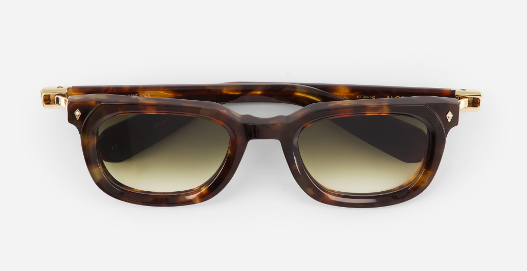 Alcor | MPT/LG-1 - luxuriöse Sonnenbrille in schwarz mit blauen verlaufsgläsern, gefertigt in Japan