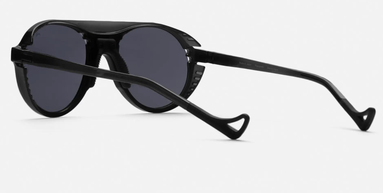 District Vision Kazu Tourer | Black