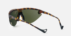 district vision ukinori tortoise sportsonnenbrille in havana mit grünen gläsern