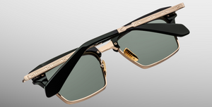 jacques marie mage alin viper eckige sonnenbrille in gold und schwarz mit grünen gläsern
