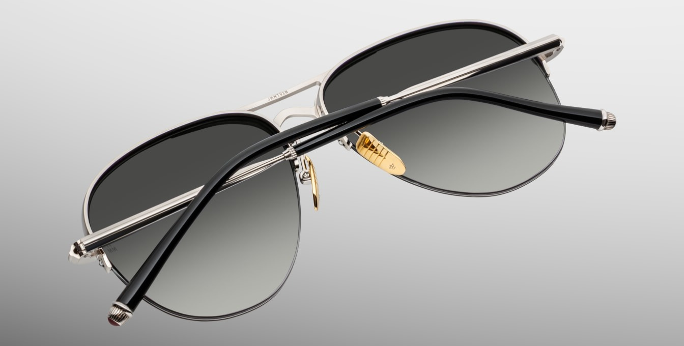 jacques marie mage amelia viper, pilotensonnenbrille in silber mit grünen verklaufsgläser
