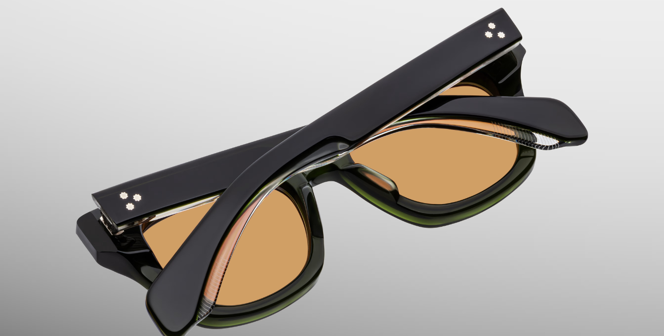 jacques marie mage dealan borneo eckige sonnenbrille in grün mit orangenen Gläsern