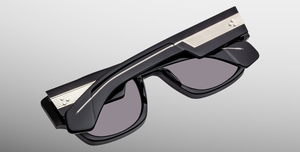 jacques marie mage dino bloodstone eckige sonnenbrille in schwarz mit grauen gläsern