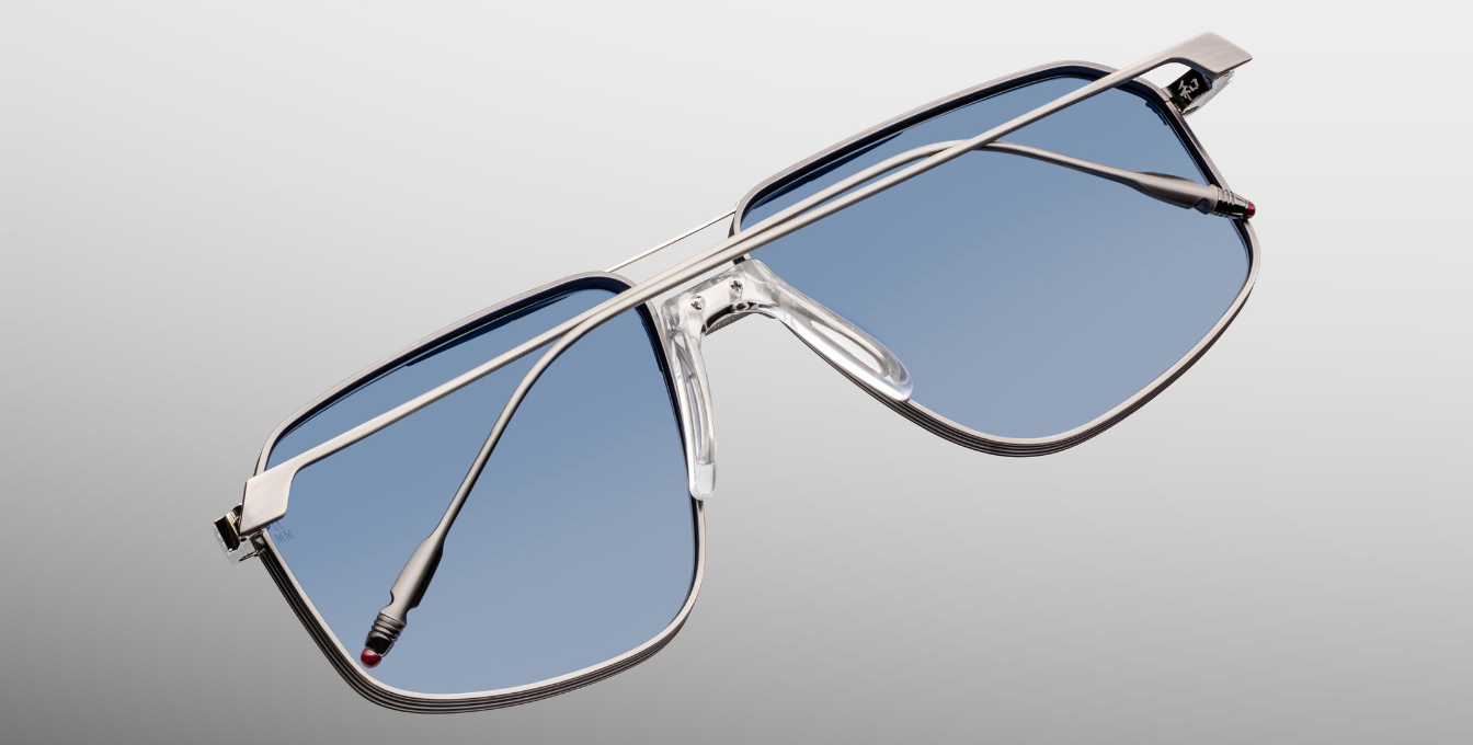 jacques marie mage jagger antique silver aviator sonnenbrille aus titan in gunmetalund blauen verlaufsgläsern